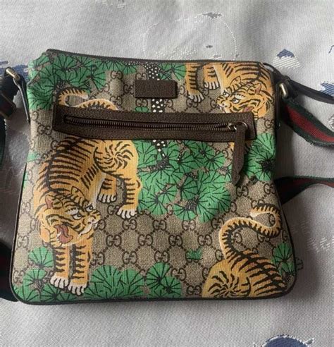 gucci cardholder bengal|gucci bengal tiger bag.